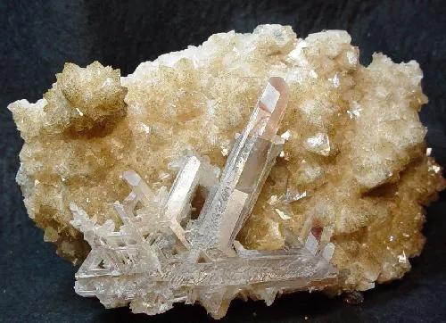 Cerussite image