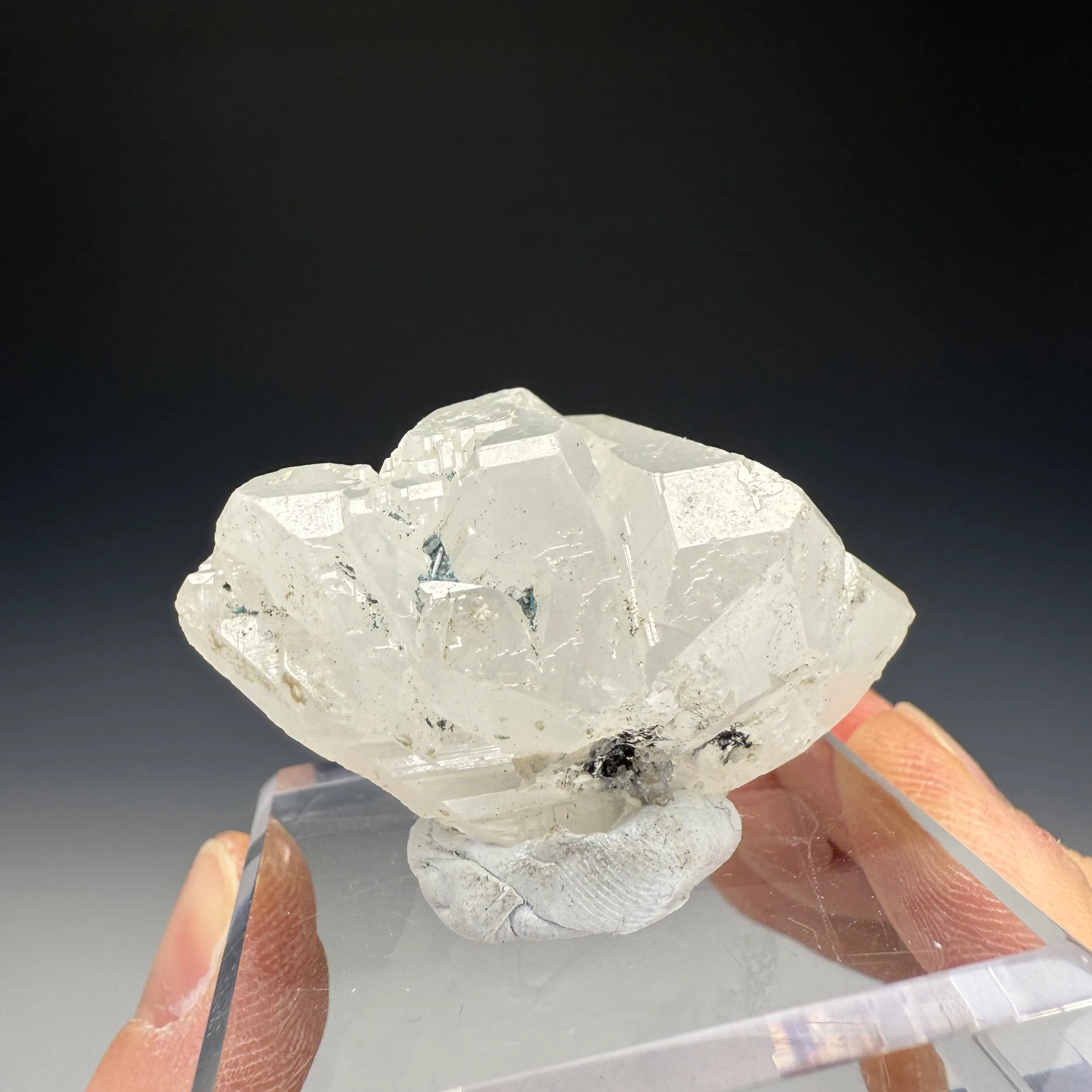 Cerussite - image 4