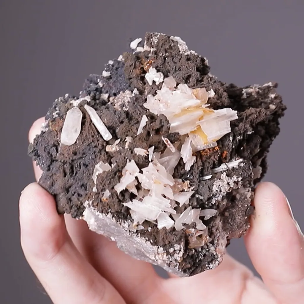Cerussite image
