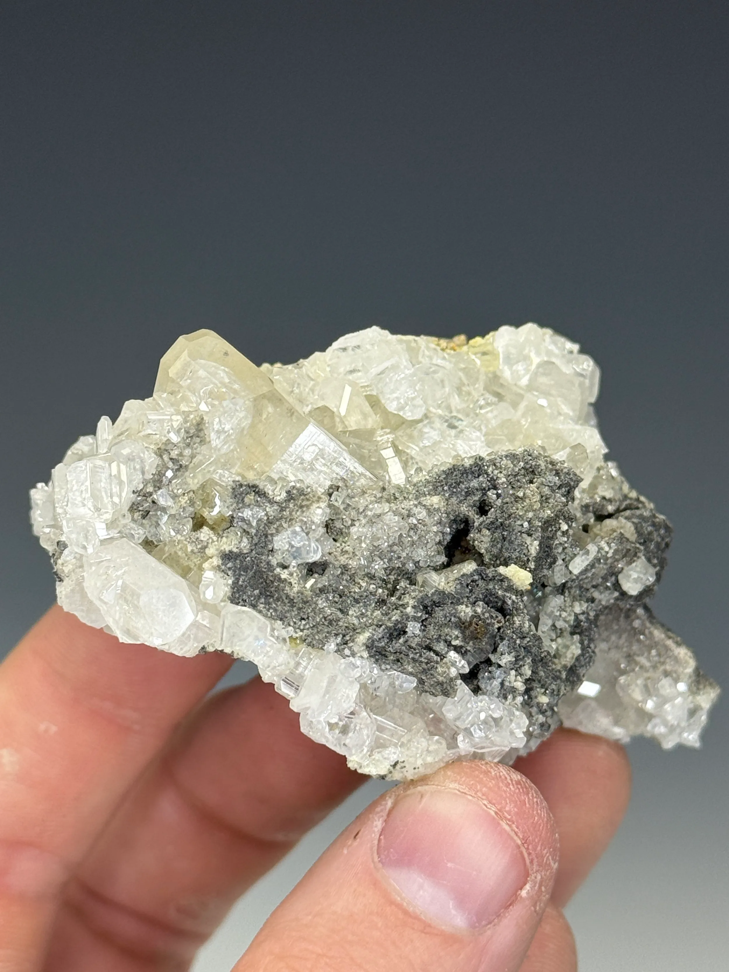 Cerussite - image 2