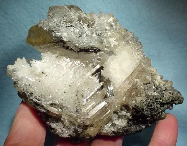 Cerussite image