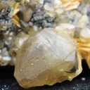 Cerussite & barite - 833 grams - Fluorescent - Midladen, Morocco - image 3