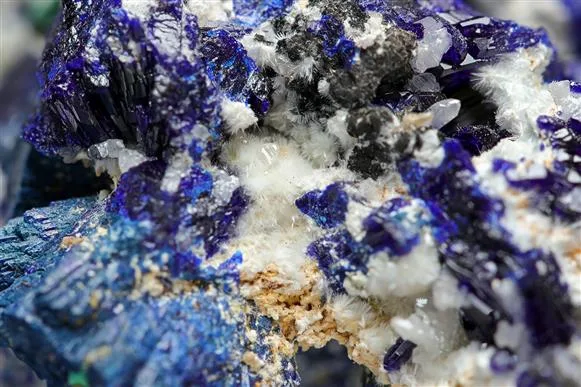 Cerussite image