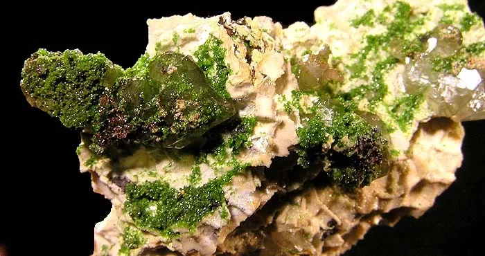 Cerussite, Dolomite, Duftite - image 2