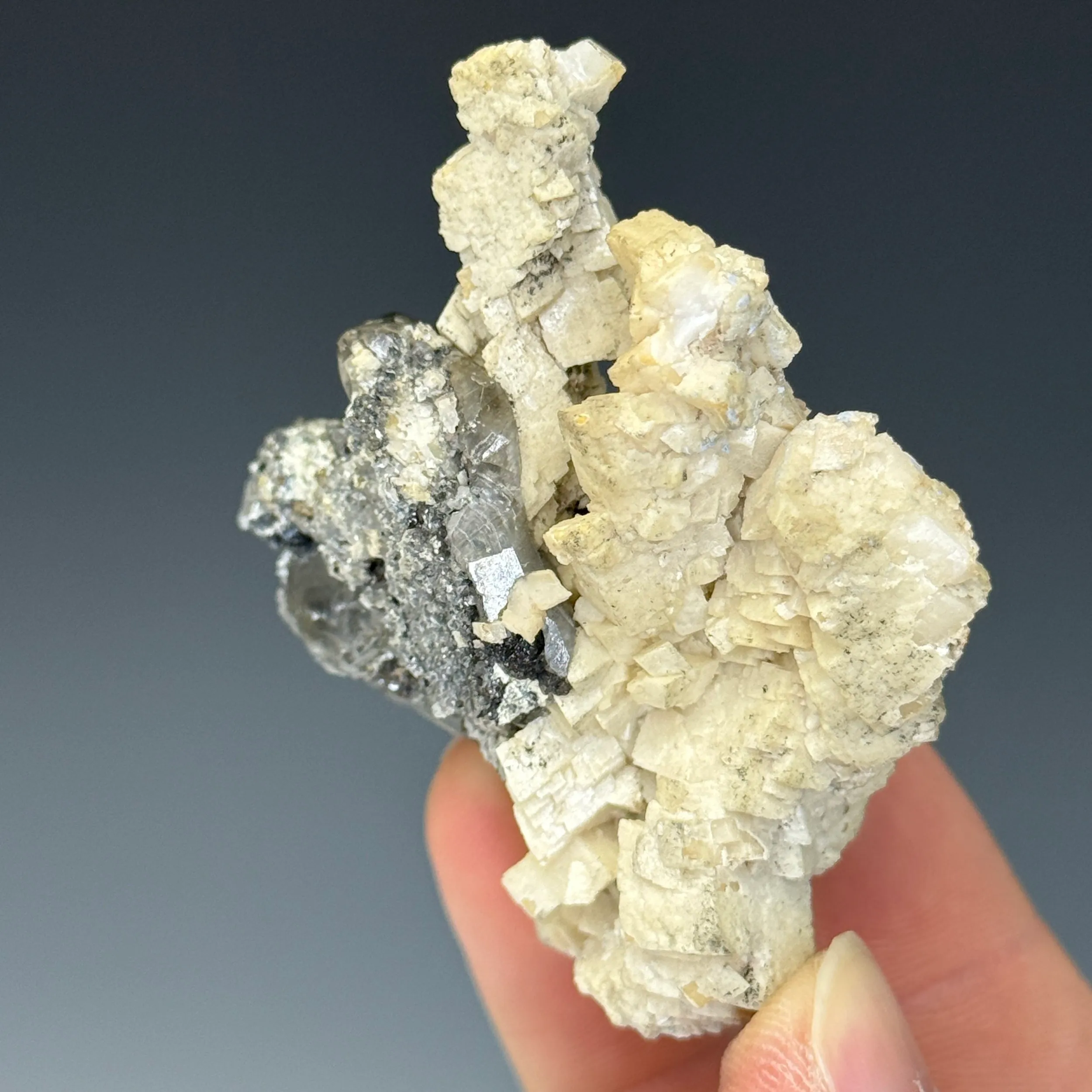 Cerussite - image 3