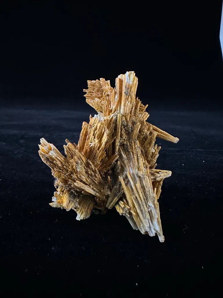 Cerussite from UK, England, Rookhope, Redburn Mine image