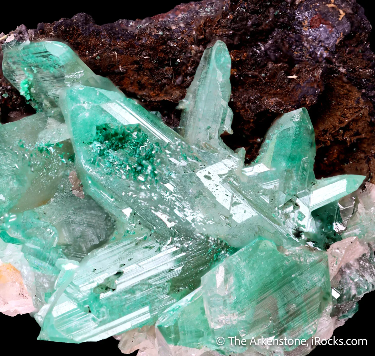 Cerussite included by Malachite - image 4