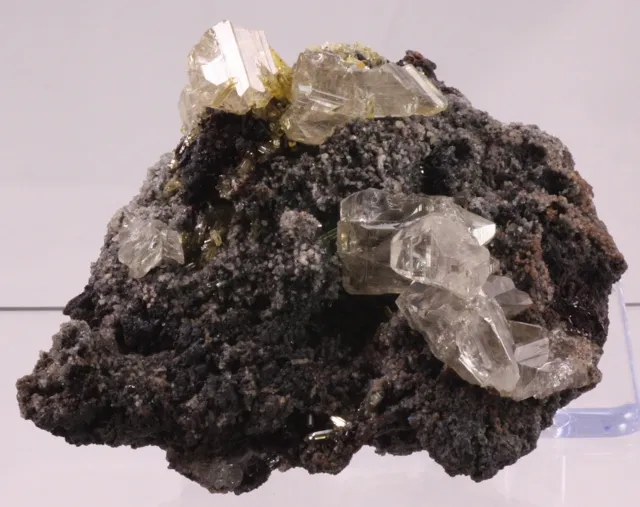 Cerussite, Mimetite - image 1