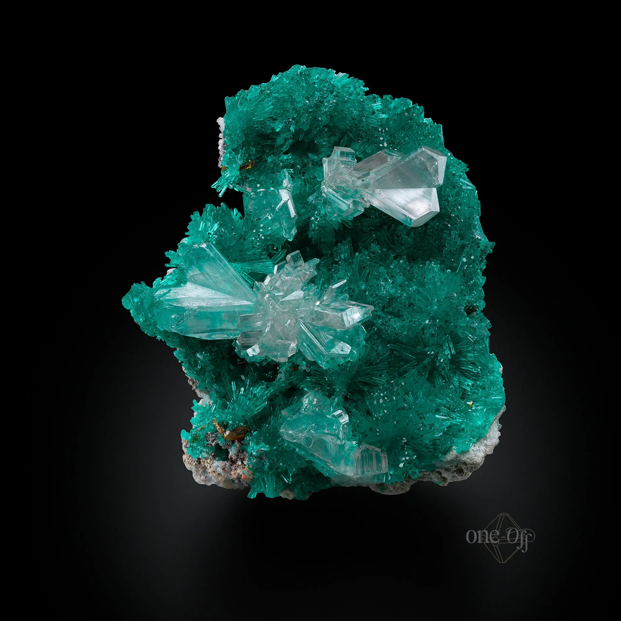 Cerussite on Dioptase - image 2