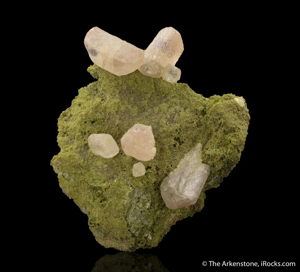 Cerussite on Duftite image