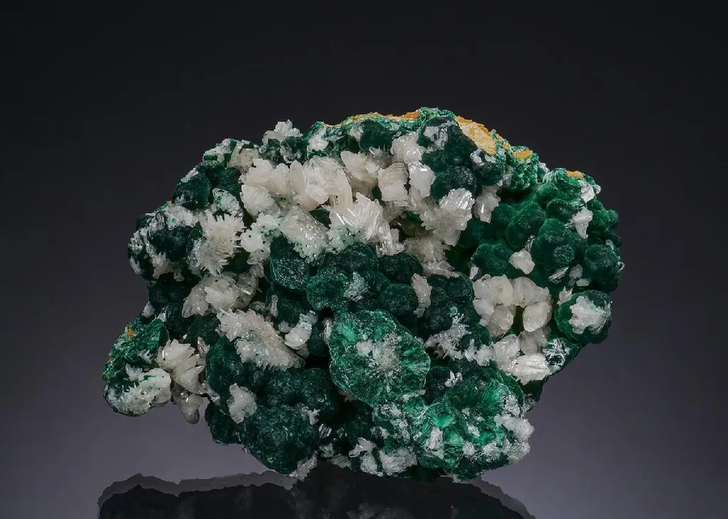 Cerussite on Malachite image