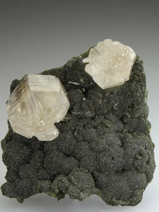Cerussite on Mottramite - image 1