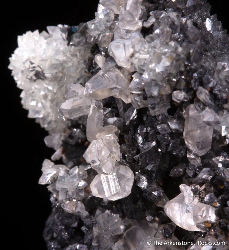 Cerussite on Smithsonite - image 6