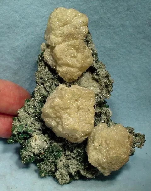 Cerussite, Rosasite, Calcite image