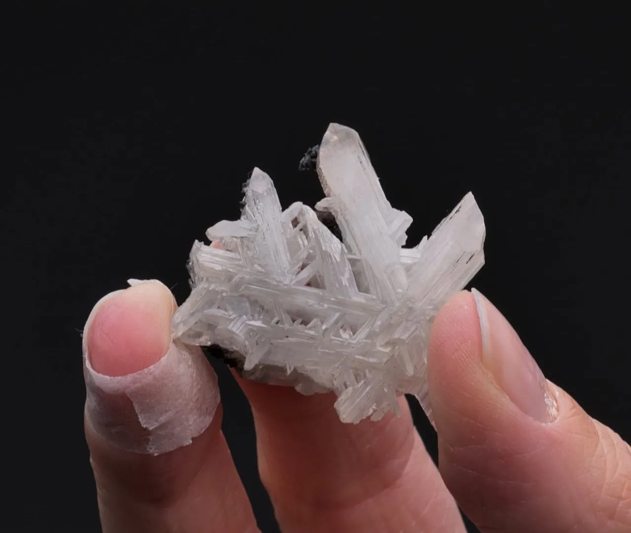 Cerussite 'Snowflake' twin - image 2