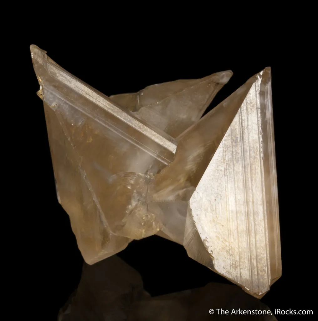 Cerussite (twinned) - image 2