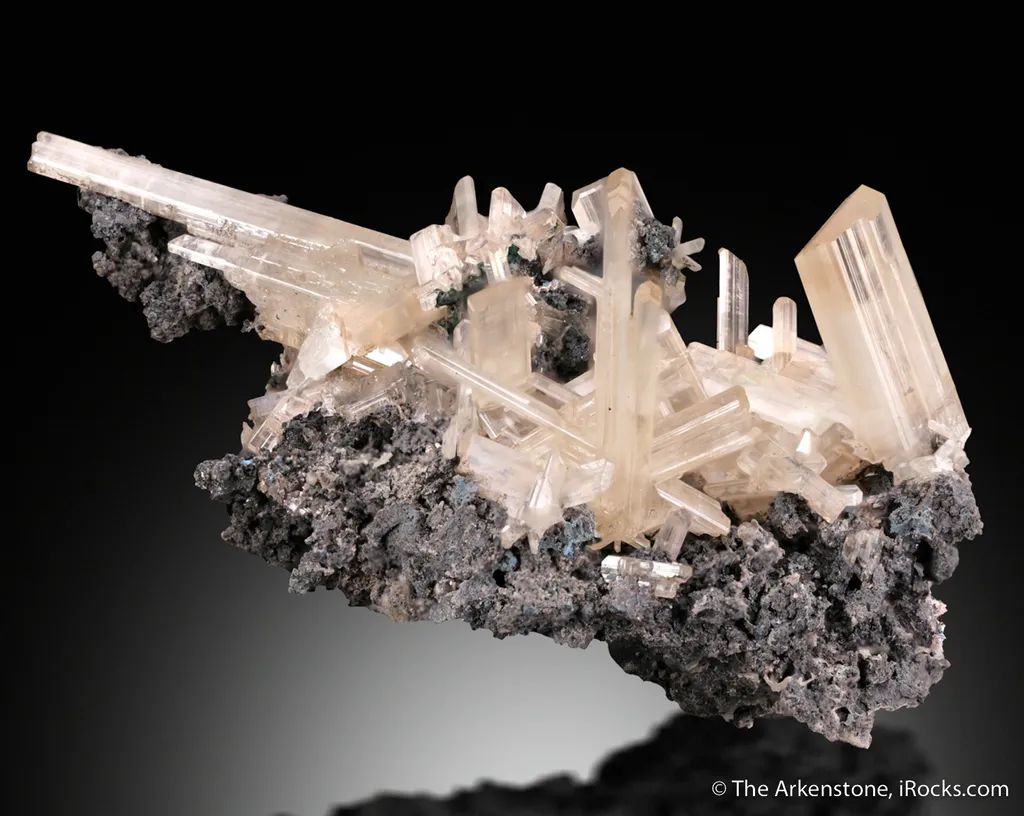 Cerussite (twinned) image