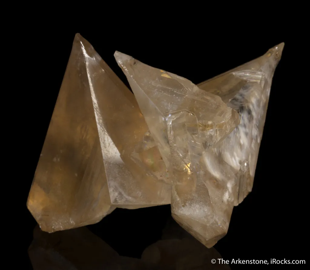 Cerussite (twinned) - image 4