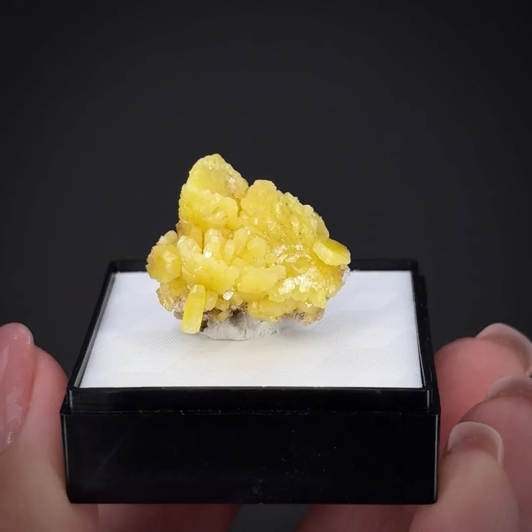 Cerussite var. Chrome-Cerussite - image 2