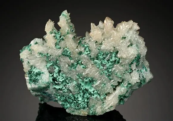 Cerussite with Malachite image