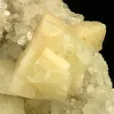 Chabazite-Ca, Quartz - image 2