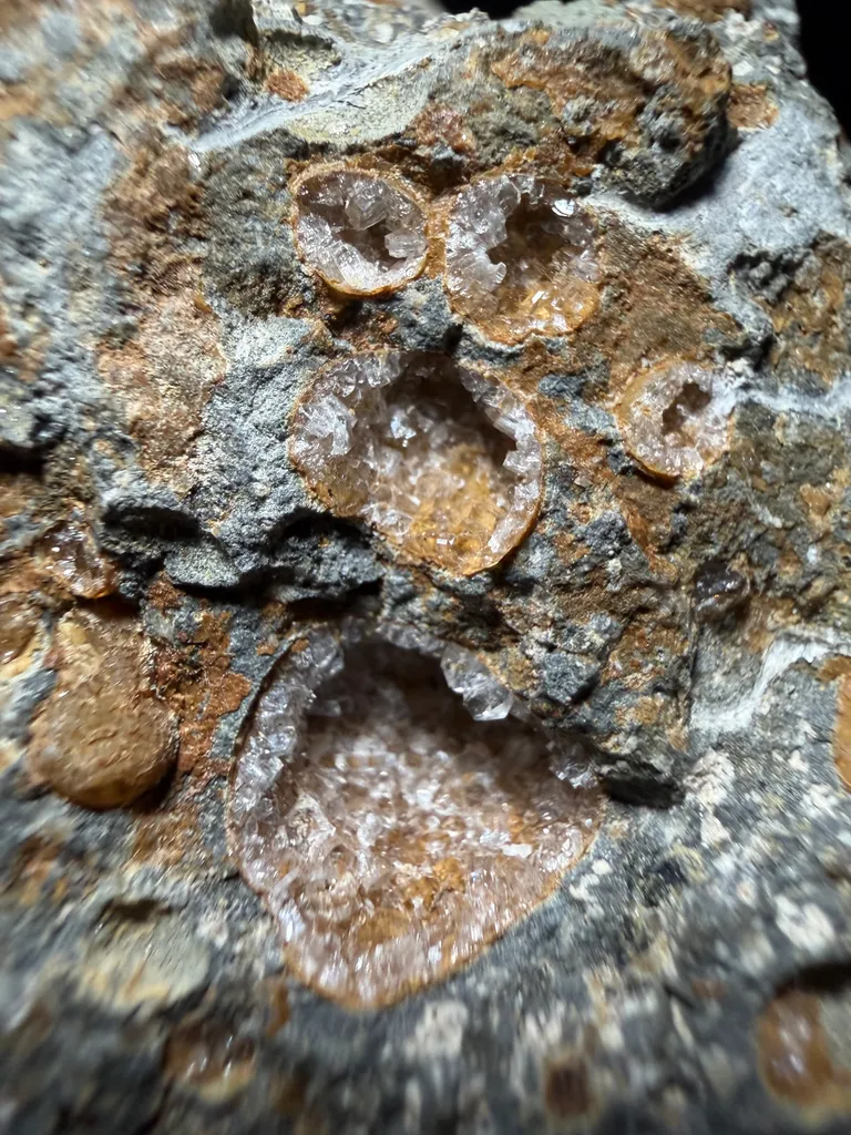 Chabazite on Vug filled basalt Matrix - image 5