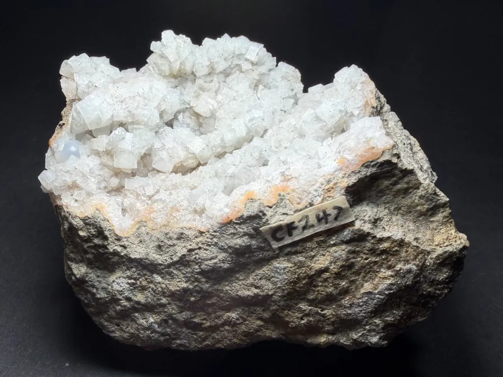 Chabazite, Thomsonite, Stilbite image