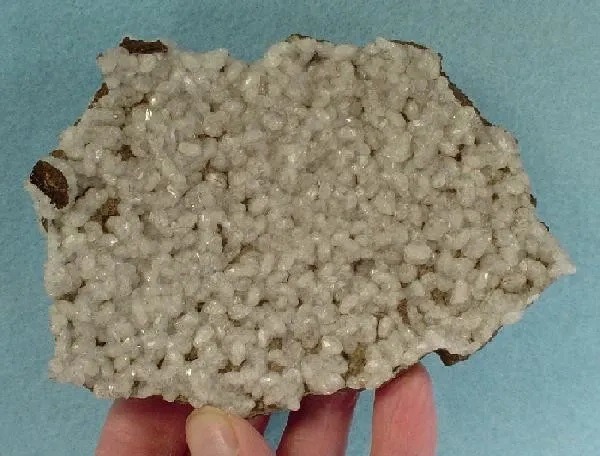 Chabazite (Var: Phacolite) image