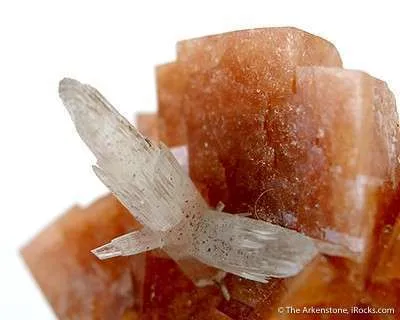 Chabazite With Calcite - image 3