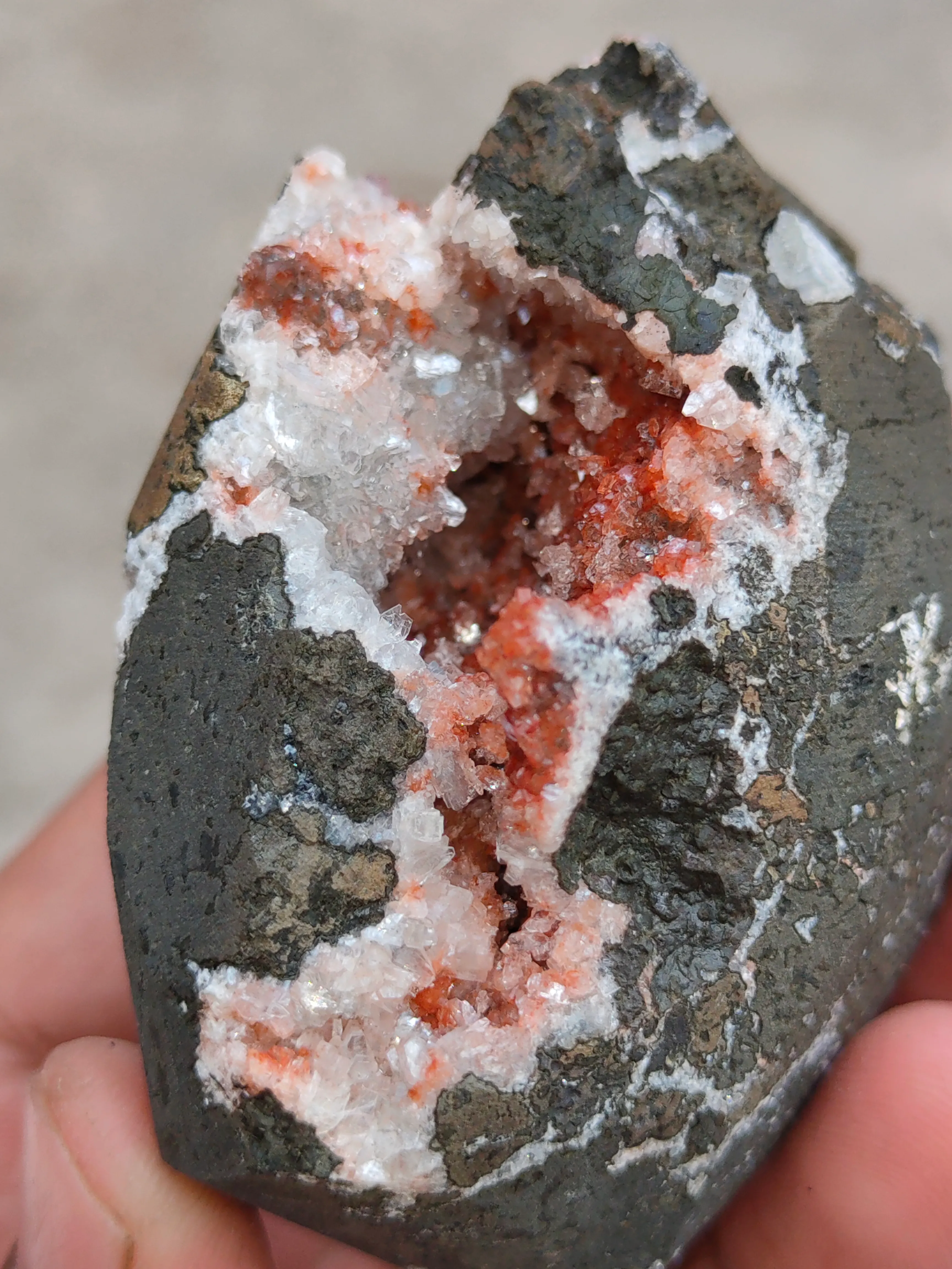 Chabazite with Heulandite - image 4