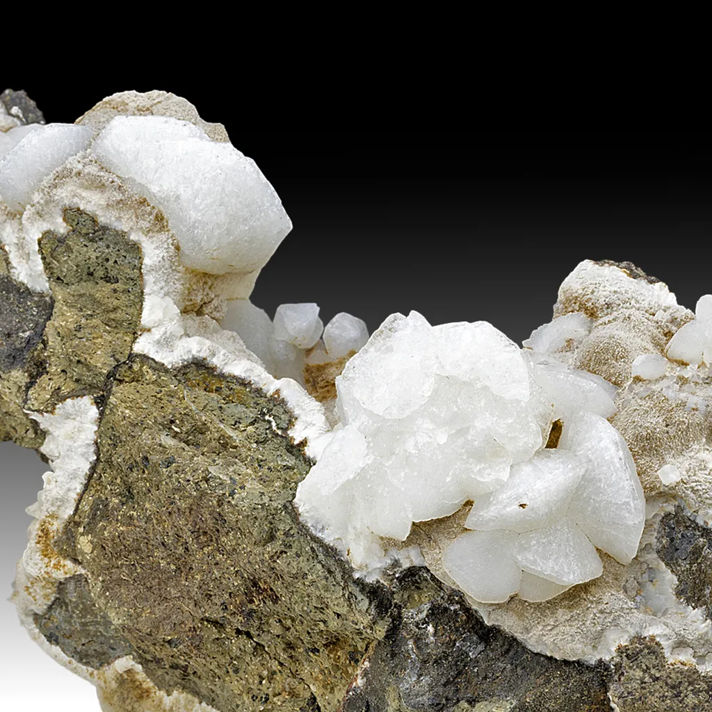 Chabazite with Heulandite, Mordenite image