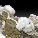 Chabazite with Heulandite, Mordenite - image 1