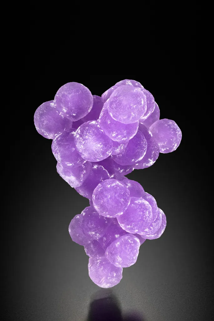 Chalcedony from Indonesia, West Sulawesi Province, Mamuju Regency, Grape Agate mines image