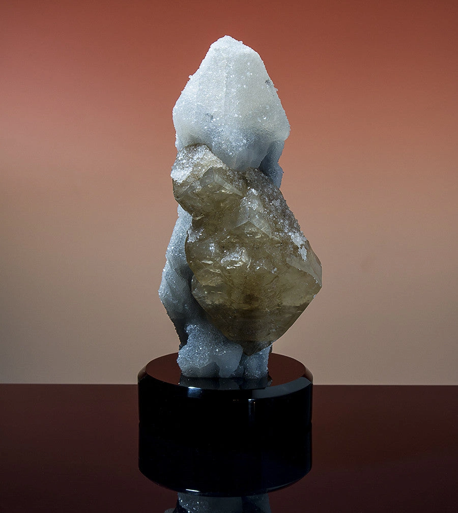 Chalcedony from Jalgaon District, Nashik Division, Maharashtra, India image