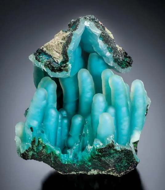 Chalcedony on Chrysocolla image