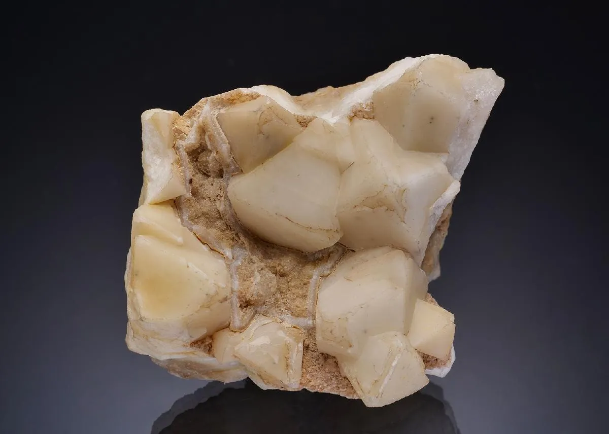 Chalcedony ps. after Fluorite - image 1