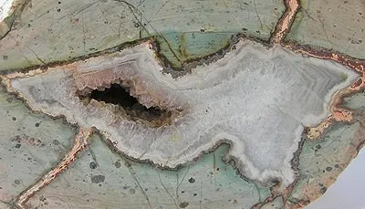 Chalcedony (Var: Agate) - image 2