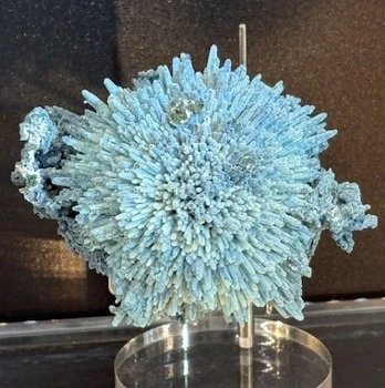 Chalcedony (Var: Blue Chalcedony) after Mesolite - image 3