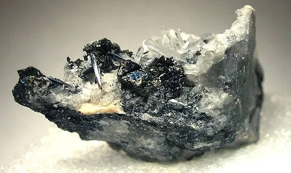 Chalcocite, Quartz image