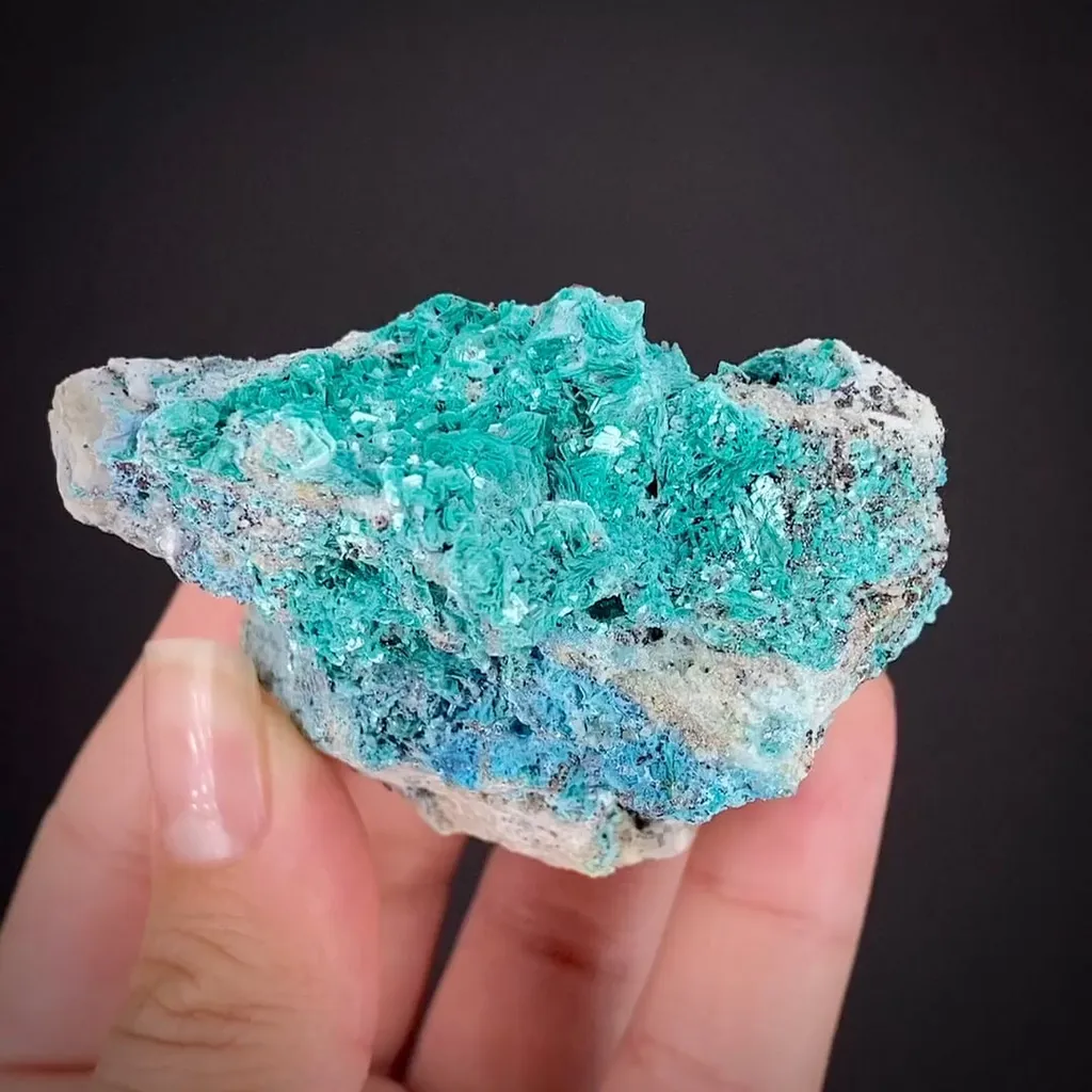 Chalcophyllite image