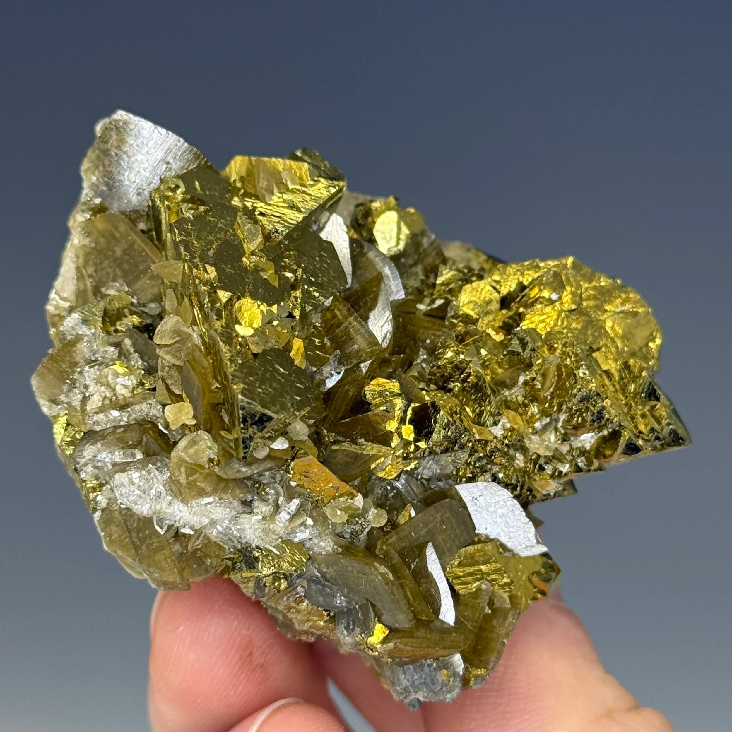 Chalcopyrite - image 3