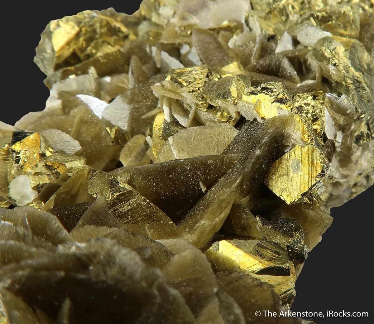 Chalcopyrite and Siderite - image 8