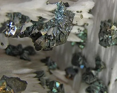 Chalcopyrite, Baryte - image 2