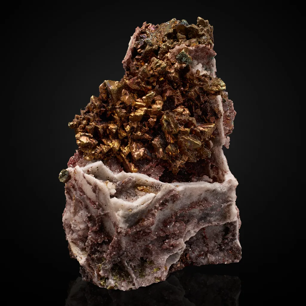 Chalcopyrite, Calcite image
