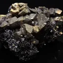 Chalcopyrite crystals on sphalerite - image 1