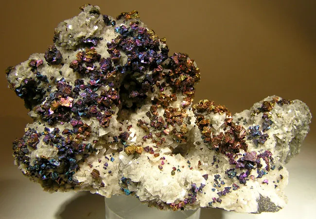 Chalcopyrite, Dolomite image