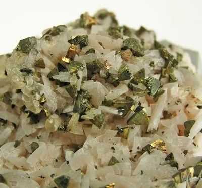 Chalcopyrite, Dolomite, Calcite - image 2