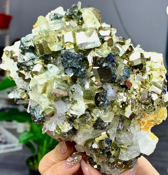 Chalcopyrite from Peru - image 3
