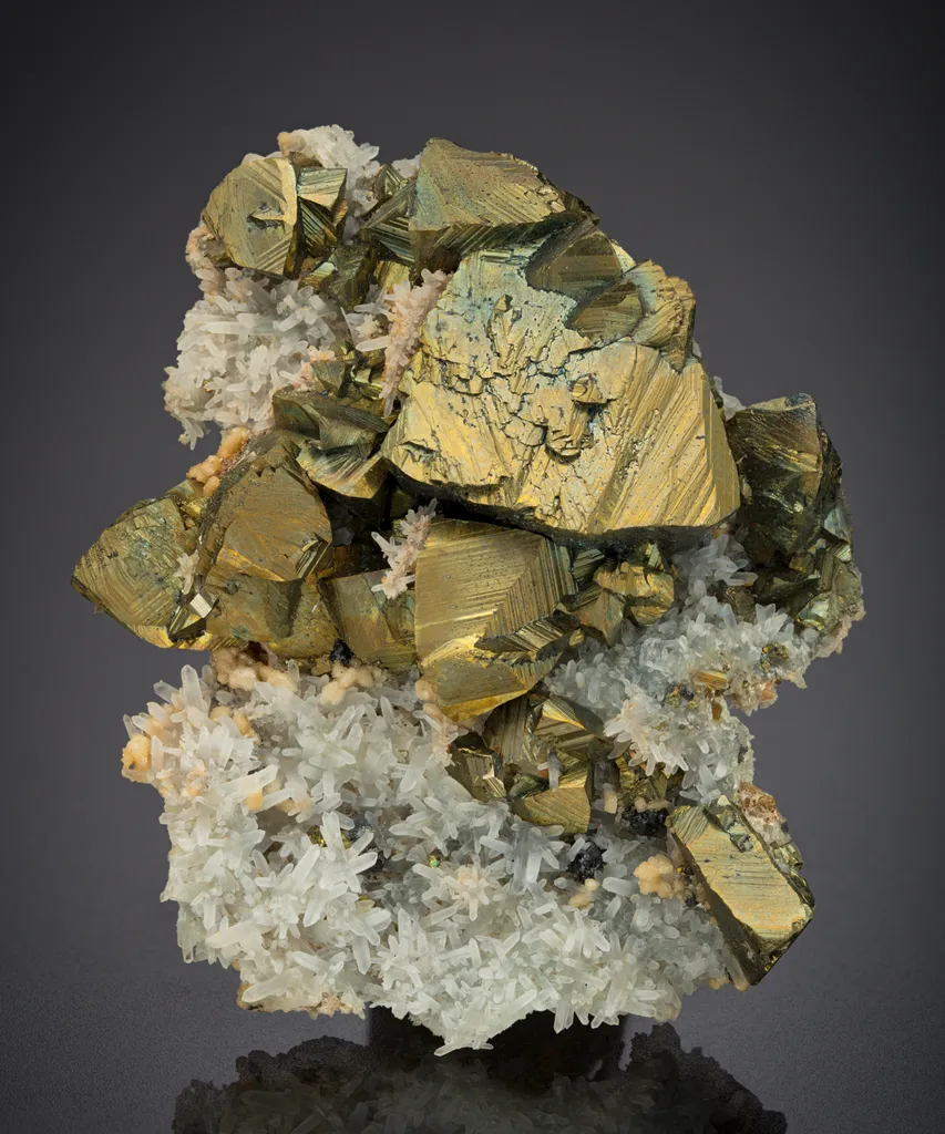 Chalcopyrite from Slovakia, Banská Bystrica Region, Banská Štiavnica