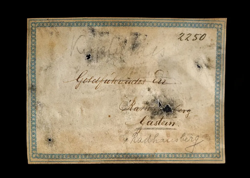 Chalcopyrite on Calcite image